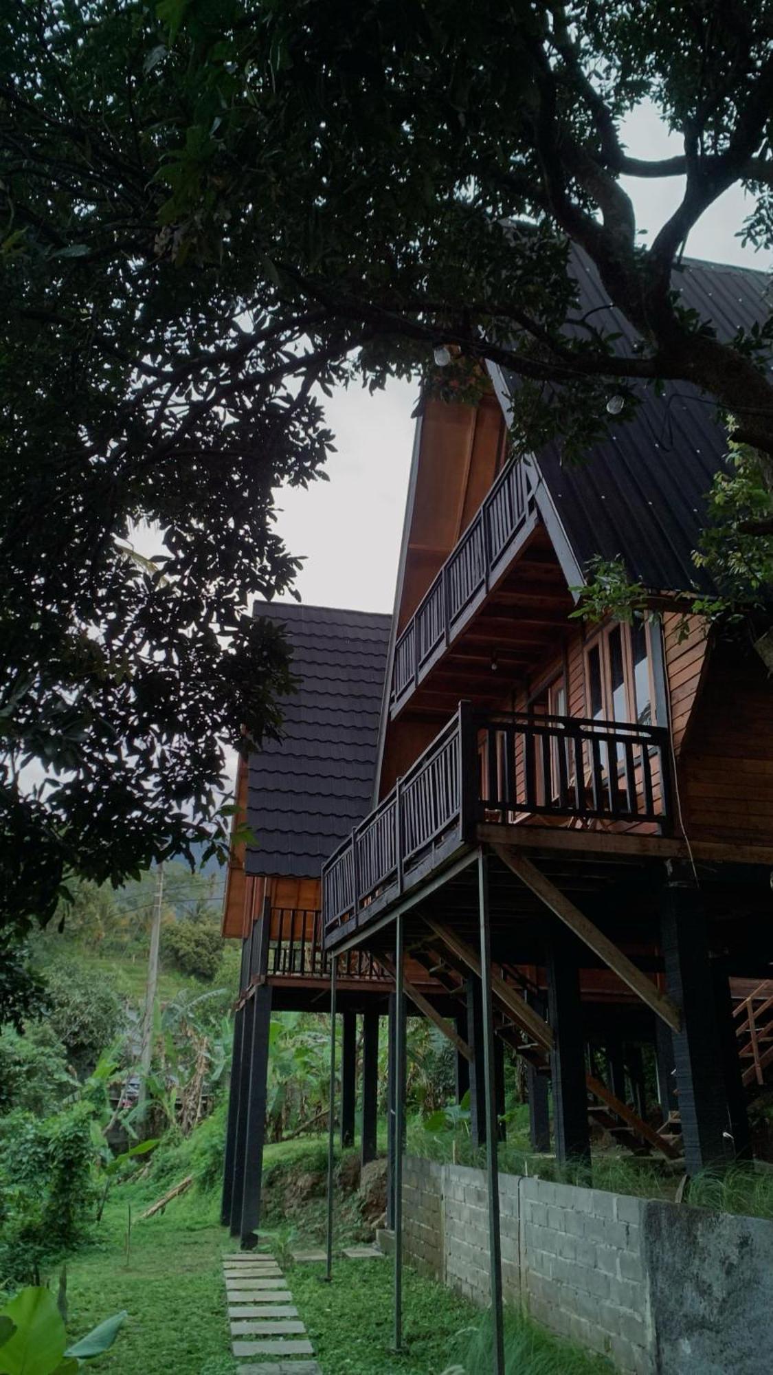 Alaya Villa Bandungan Exterior foto